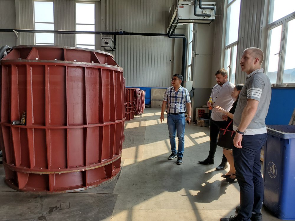 Ganquan full tubular submersible pumps and customer visit for a surf training project in New Zealand